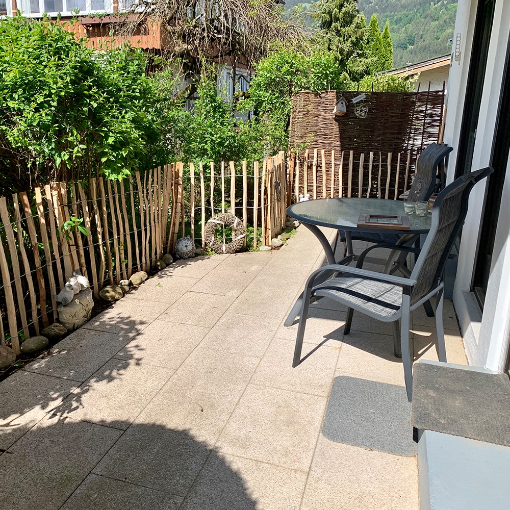 Terrasse eingezäunt