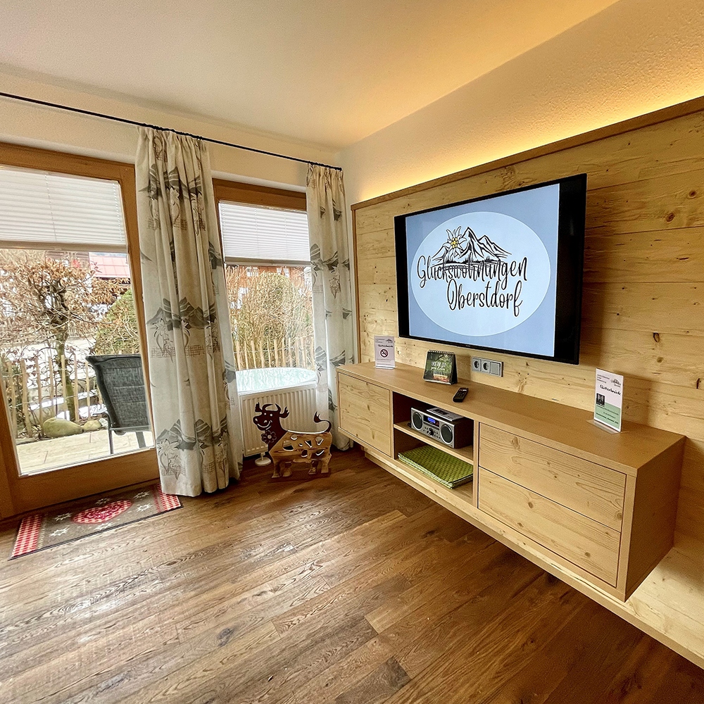 Hochwertige Holzmöbel