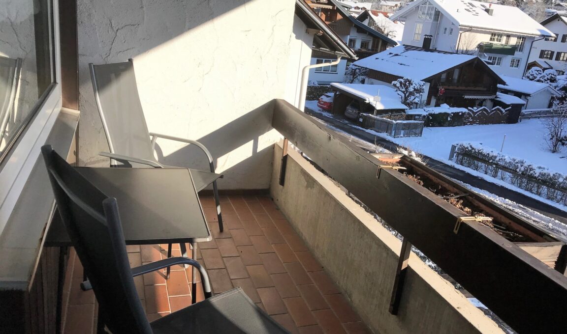 Sonniger Balkon